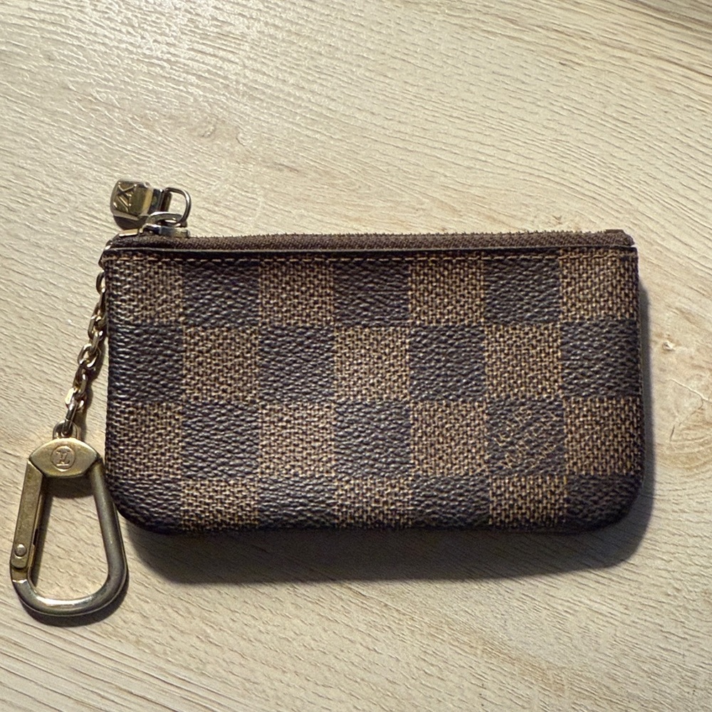 Louis Vuitton Damier Ebene Key cles Pouch with Gold Clasp